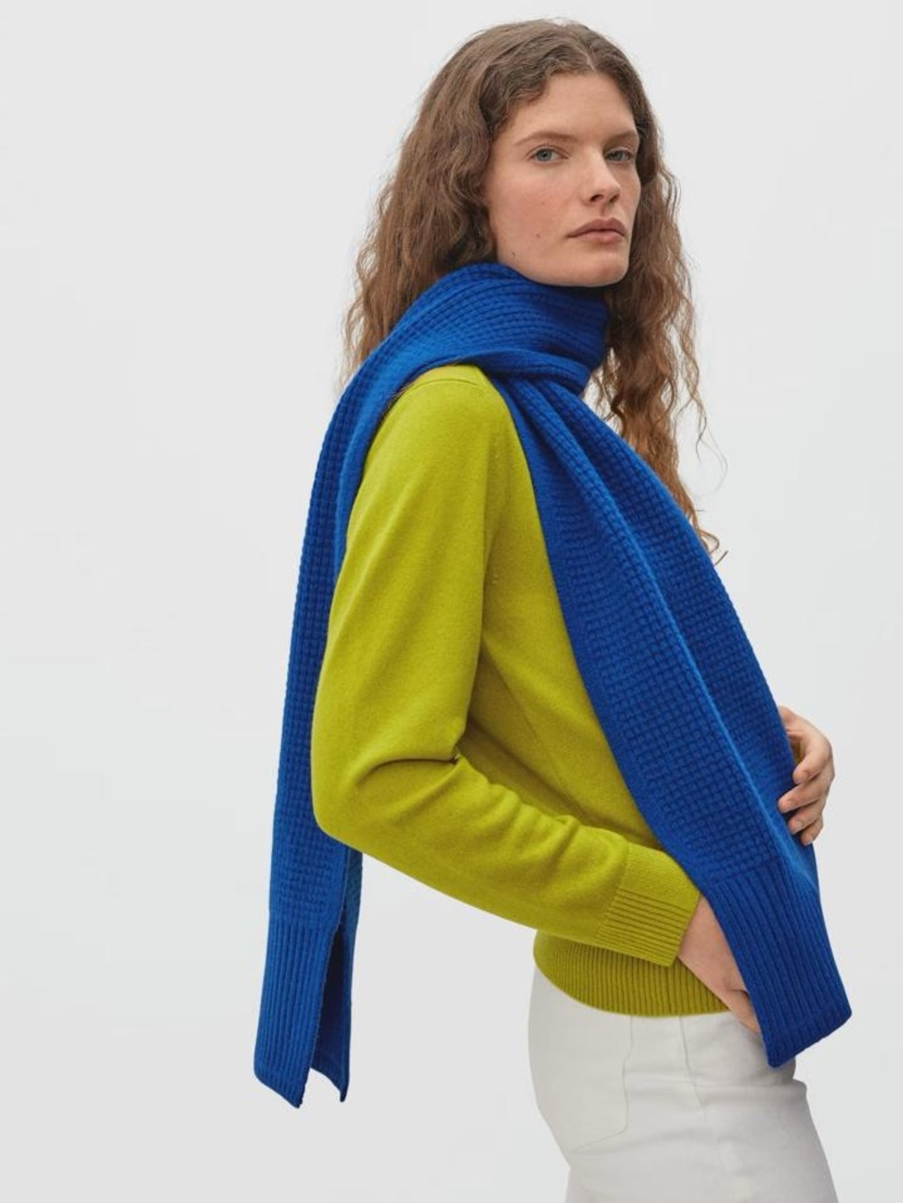 Everlane THE FELTED MERINO WAFFLE-KNIT SCARF- blue